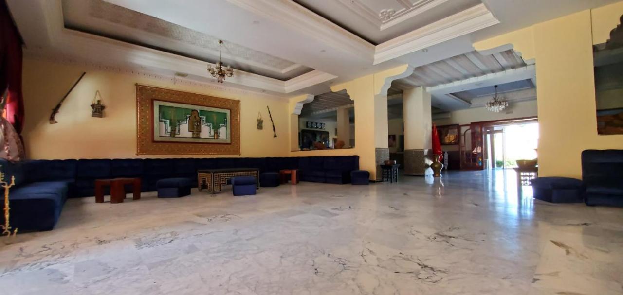 Hotel Farah Al Janoub Warzazát Exteriér fotografie